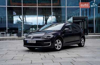 Хэтчбек Volkswagen e-Golf 2018 в Киеве