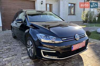 Хэтчбек Volkswagen e-Golf 2017 в Стрые