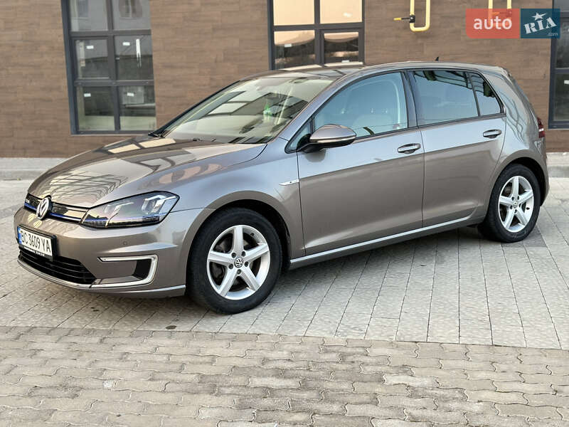 Хетчбек Volkswagen e-Golf 2015 в Сокалі