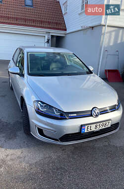 Хэтчбек Volkswagen e-Golf 2015 в Ровно