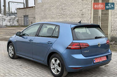 Хэтчбек Volkswagen e-Golf 2015 в Тернополе