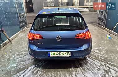 Хетчбек Volkswagen e-Golf 2014 в Києві