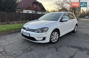 Хетчбек Volkswagen e-Golf 2014 в Києві