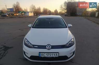 Хетчбек Volkswagen e-Golf 2016 в Луцьку