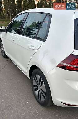 Хэтчбек Volkswagen e-Golf 2016 в Тернополе