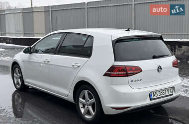 Хетчбек Volkswagen e-Golf 2015 в Вінниці