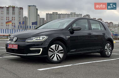 Хетчбек Volkswagen e-Golf 2019 в Києві