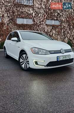 Хетчбек Volkswagen e-Golf 2015 в Лубнах