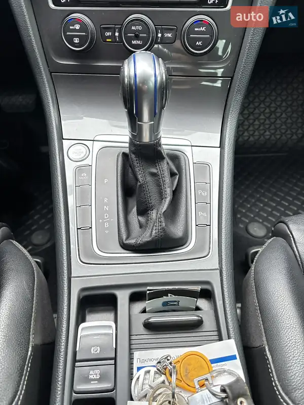 Volkswagen e-Golf 2015 VIN WVWZZZAUZGW901444 фото оголошення 17 з 59