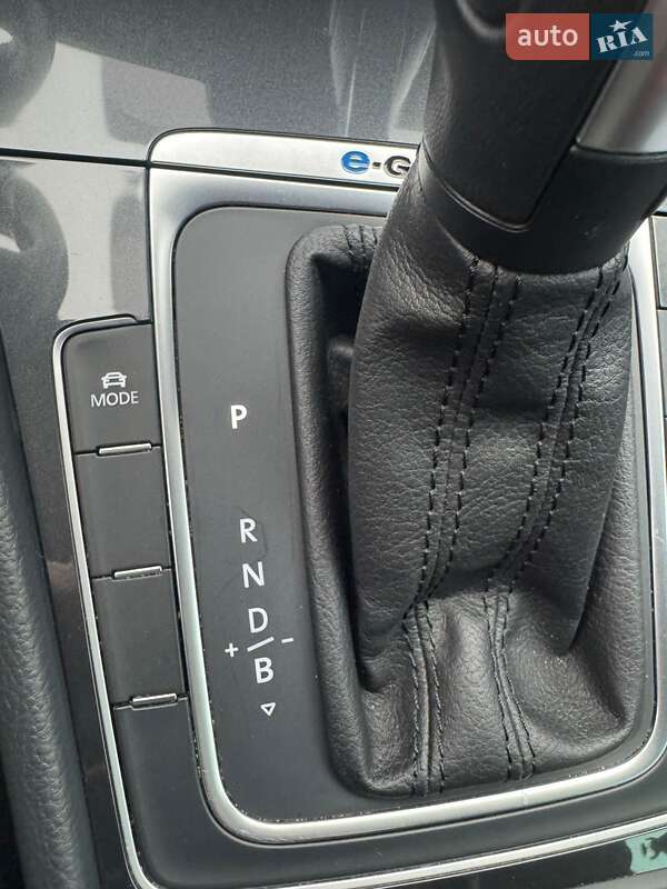 Хетчбек Volkswagen e-Golf 2019 в Калуші