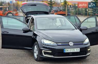 Хэтчбек Volkswagen e-Golf 2015 в Ровно