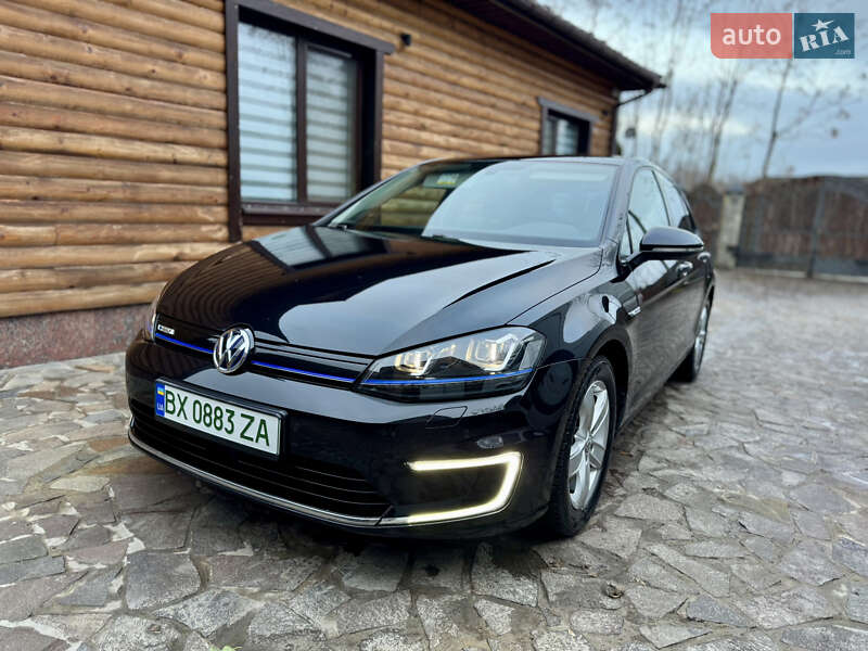 Хетчбек Volkswagen e-Golf 2015 в Кам'янець-Подільському