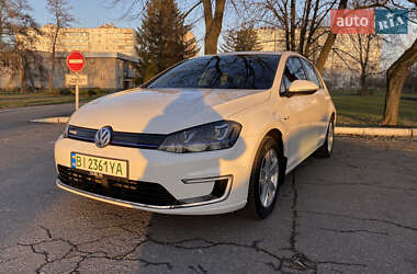 Хетчбек Volkswagen e-Golf 2015 в Кременчуці