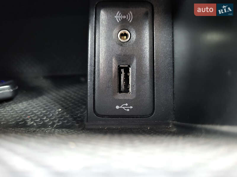 Хетчбек Volkswagen e-Golf 2018 в Ужгороді