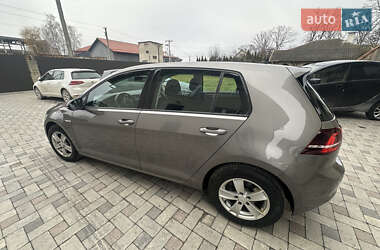 Хэтчбек Volkswagen e-Golf 2014 в Тернополе