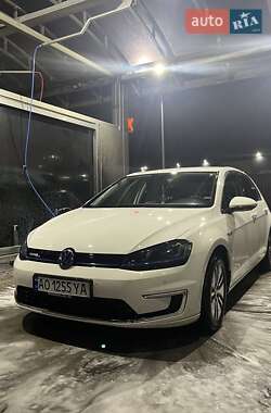 Хетчбек Volkswagen e-Golf 2015 в Мукачевому