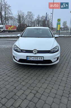 Хэтчбек Volkswagen e-Golf 2014 в Ивано-Франковске