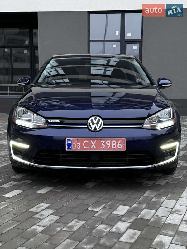 Хетчбек Volkswagen e-Golf 2019 в Києві