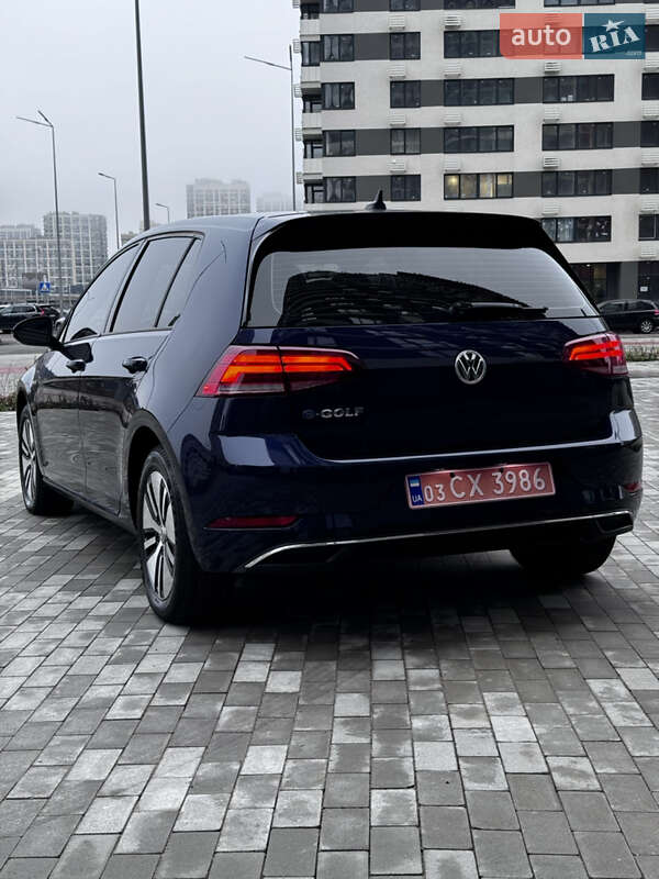 Хетчбек Volkswagen e-Golf 2019 в Києві