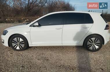 Хетчбек Volkswagen e-Golf 2014 в Тернополі