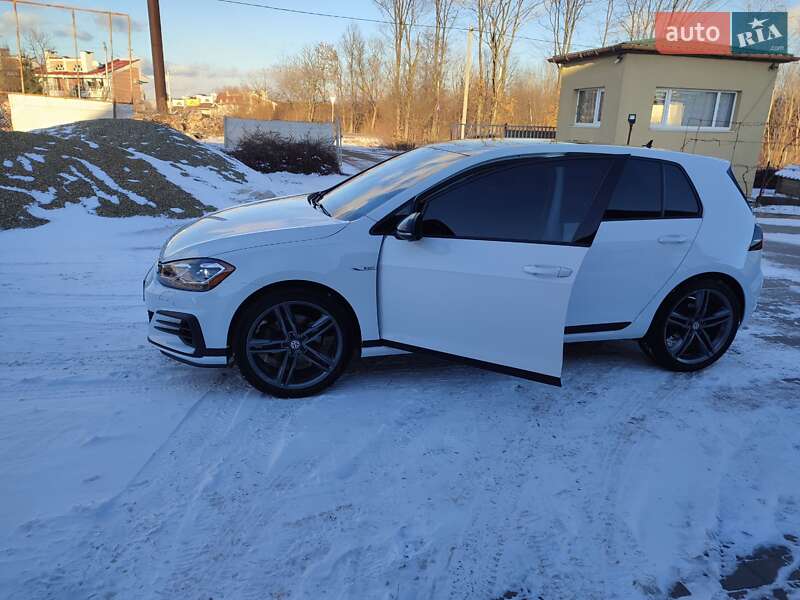 Хэтчбек Volkswagen e-Golf 2018 в Ивано-Франковске