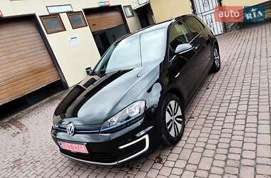 Хэтчбек Volkswagen e-Golf 2015 в 