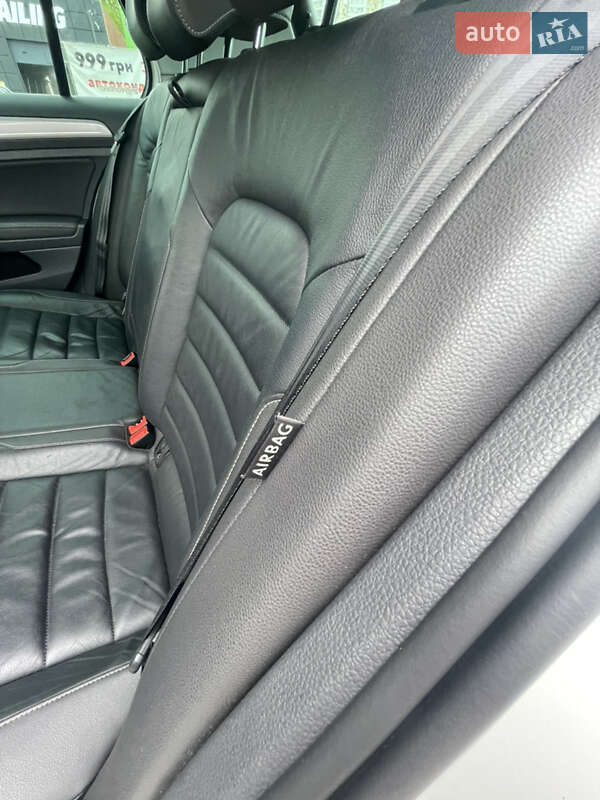 Хетчбек Volkswagen e-Golf 2016 в Києві