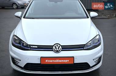 Хэтчбек Volkswagen e-Golf 2019 в 