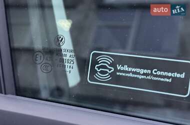 Хэтчбек Volkswagen e-Golf 2019 в 