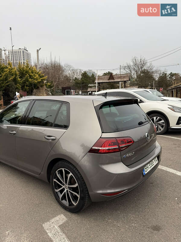 Хэтчбек Volkswagen e-Golf 2014 в Одессе