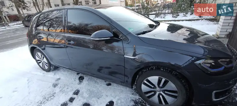 Volkswagen e-Golf