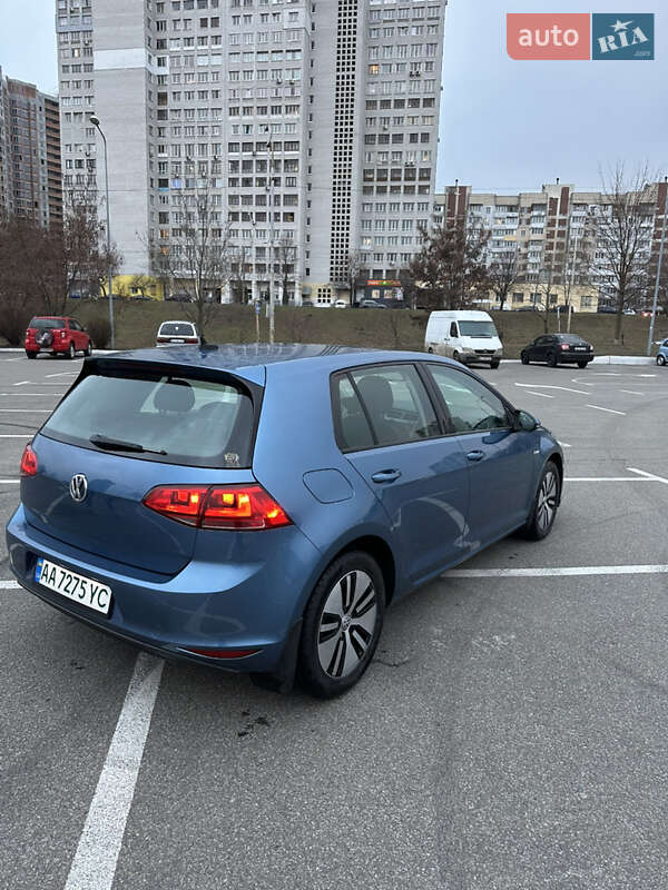 Хэтчбек Volkswagen e-Golf 2016 в Киеве