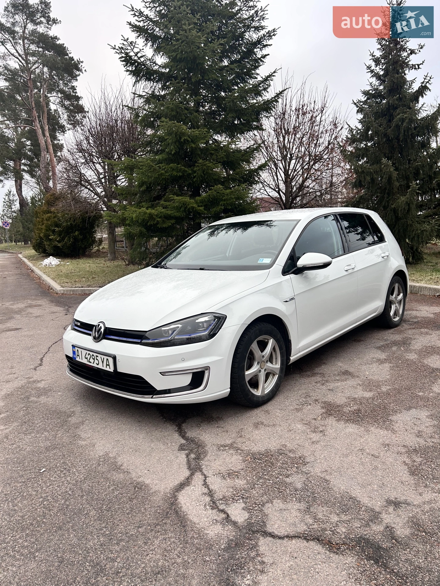 2017 Volkswagen Golf - мініатюра 2