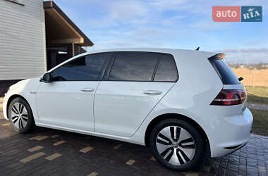 Хэтчбек Volkswagen e-Golf 2015 в Ивано-Франковске