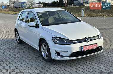 Хетчбек Volkswagen e-Golf 2015 в Львові