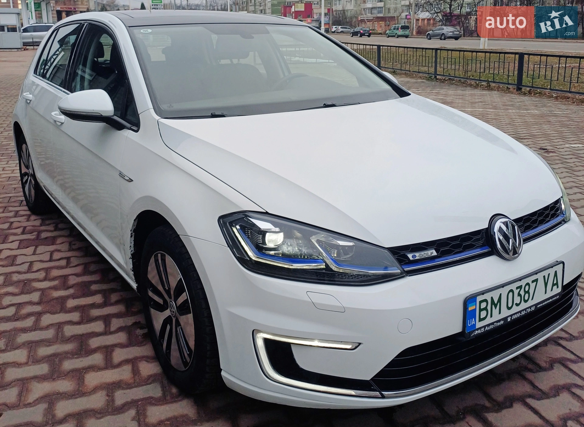 2019 Volkswagen Golf - мініатюра 2