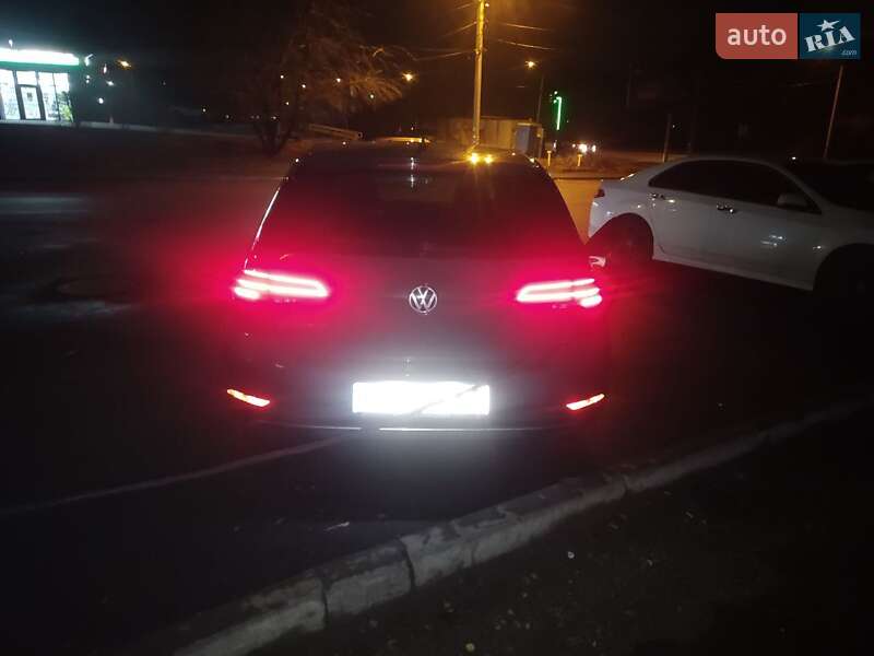 Хэтчбек Volkswagen e-Golf 2019 в Днепре