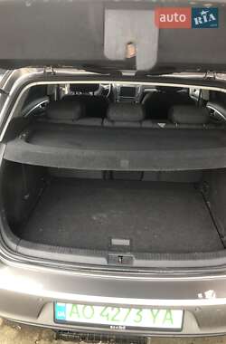 Хэтчбек Volkswagen e-Golf 2015 в Ужгороде