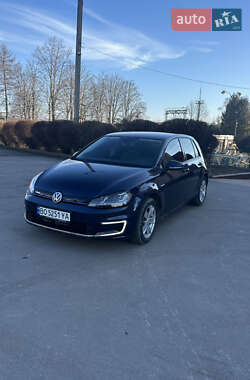 Хэтчбек Volkswagen e-Golf 2015 в Тернополе