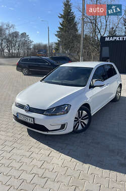 Хэтчбек Volkswagen e-Golf 2014 в Монастыриске