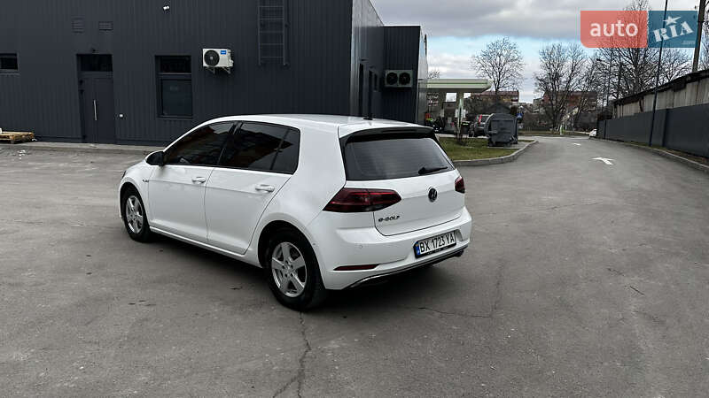 Хетчбек Volkswagen e-Golf 2017 в Кам'янець-Подільському
