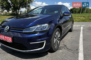 Хетчбек Volkswagen e-Golf 2017 в Вінниці