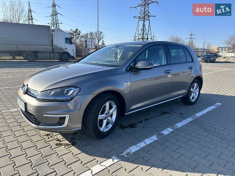Volkswagen e-Golf 2014
