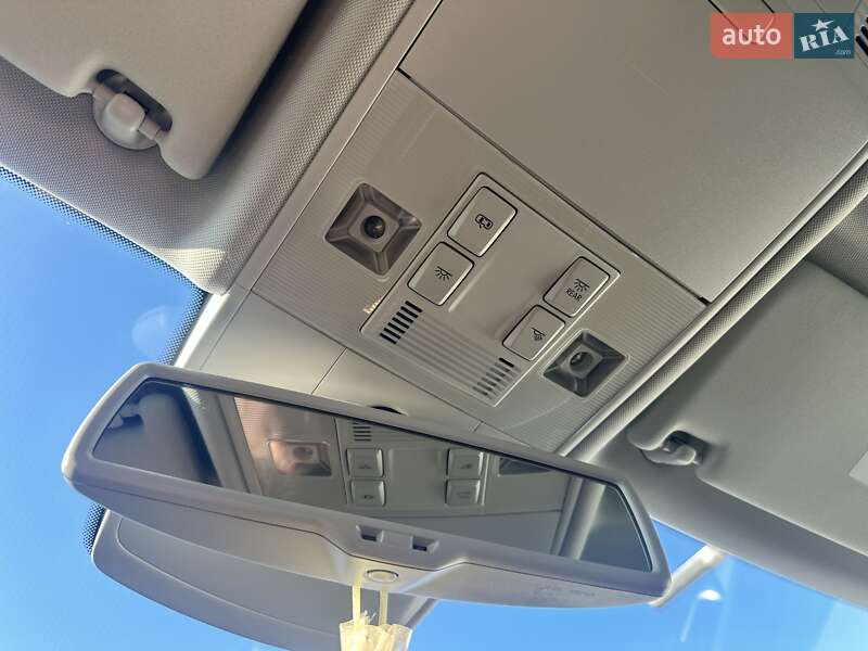 Хетчбек Volkswagen e-Golf 2014 в Чернівцях