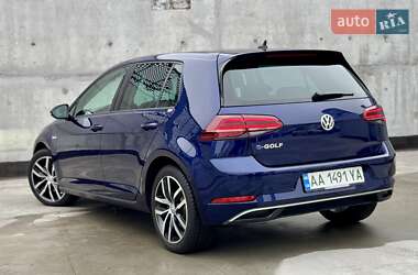 Хэтчбек Volkswagen e-Golf 2018 в Киеве