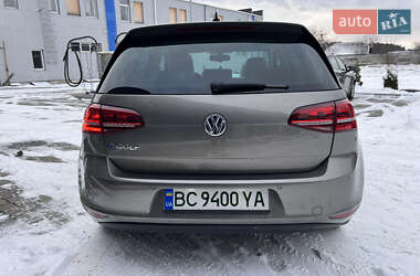 Хэтчбек Volkswagen e-Golf 2015 в Малине