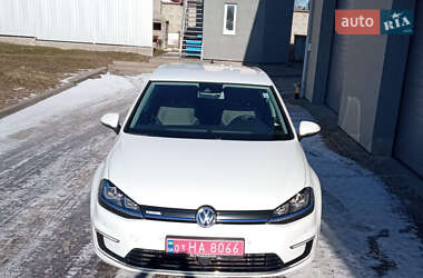 Хэтчбек Volkswagen e-Golf 2014 в Радехове