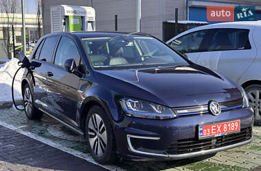 Хэтчбек Volkswagen e-Golf 2015 в Киеве