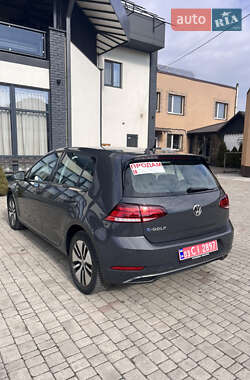Хэтчбек Volkswagen e-Golf 2020 в 