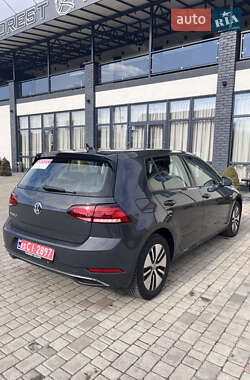 Хэтчбек Volkswagen e-Golf 2020 в 
